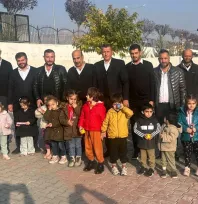 MİNİKLER, ŞOFÖRLERİN GÜNÜNÜ KUTLADI