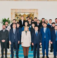 Ölmeztoprak: Sayın Cumhurbaşkanımızın Mesajları Nettir, Bayrağımıza Uzanan Kirli Eller Hesap Verecek