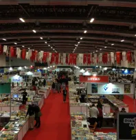 ZİYARETÇİLER ADETA AKIN ETTİ