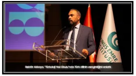 Rektör Akkaya, 'Türkoloji Yaz Okulu'nda Türk Dilinin Zenginliğini Anlattı