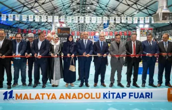 11.  Malatya Anadolu Kitap Ve Kültür Fuarı Kitapseverlere Kapılarını Açtı