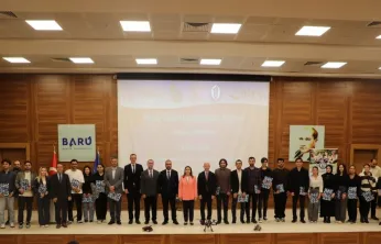 BARÜ Yapay Zekâ Eğitimleriyle Dijital Dönüşüme Katkı Sunuyor