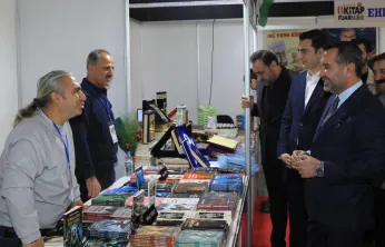 BAŞKAN ŞERİFOĞULLARI, 6. KİTAP FUARI'NI ZİYARET ETTİ