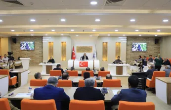 BAŞKAN ŞERİFOĞULLARI 'BU ŞEHRE HİZMET İÇİN TÜM GAYRETİMİZLE ÇALIŞIYORUZ'