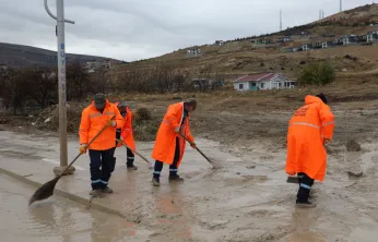 Battalgazi Belediyesi'nden Pınarbaşı Göleti Çevresinde Detaylı Temizlik