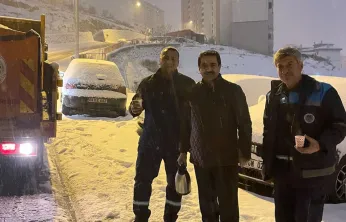 Battalgazi'de Kar Seferberliği Yollar ve Kaldırımlar Kısa Sürede Temizlendi