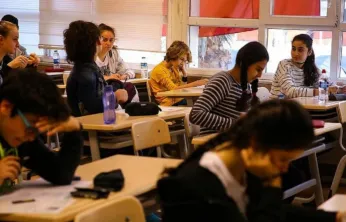 Buca'dan Doğanşehir'e Eğitim Köprüsü: Dijital Dershane Kapılarını Açtı