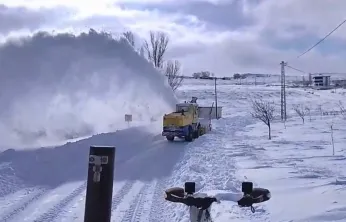 Büyükşehir Ekipleri 66 Mahallede 1527 Kilometre Yolu Ulaşıma Açtı