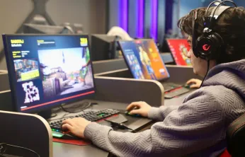 E-Spor Merkezi, FÜ E-Spor Topluluğu'nu Ağırladı