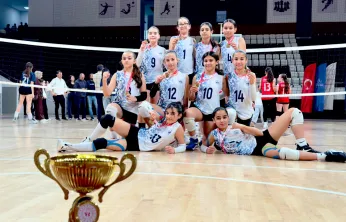 ELAZIĞ BELEDİYESPOR, HER KULVARDA BAŞARIYA KOŞUYOR