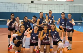 ELAZIĞ BELEDİYESPOR KADIN VOLEYBOL TAKIMI, LİGDE FIRTINA GİBİ ESİYOR!