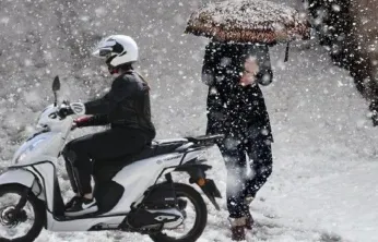 Elazığ'da Yoğun Kar Nedeniyle Motosiklet ve Motokurye Yasağı