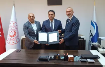 Elazığ Tuhafiyeciler ve Konfeksiyoncular Esnaf Odası'ndan 'E-Ticaret ve Markalaşma' Projesi