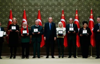 Prof. Dr. Fahri Işık'a Cumhurbaşkanlığı'ndan Büyük Ödül