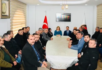 Milletvekili Ölmeztoprak Muhtarlarla Bir Araya Geldi