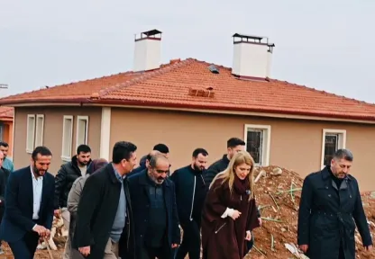 Ölmeztoprak: Kırsal Konutlar Ve Merkez Çarşıda Çalışmalar Son Aşamada