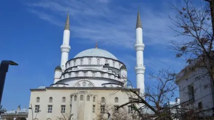 Üç Aylar Pazar Günü Başlayacak