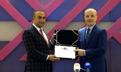 BARÜ'nün 7 programı 'Engelsiz Üniversite Program Nişanı' aldı