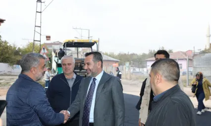 BAŞKAN ŞERİFOĞULLARI'NIN SAHA TEMASLARI SÜRÜYOR