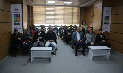 Dil ve Konuşma Becerileri Semineri Düzenledi