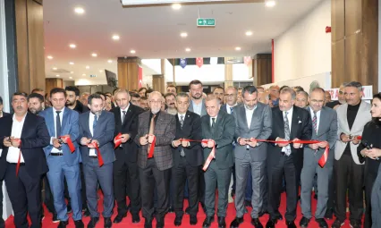 ELAZIĞ BELEDİYESİ'NİN DÜZENLEDİĞİ İNŞAAT FUARI'NIN AÇILIŞI GERÇEKLEŞTİRİLDİ