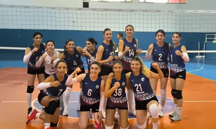 ELAZIĞ BELEDİYESPOR KADIN VOLEYBOL TAKIMI, LİGDE FIRTINA GİBİ ESİYOR!