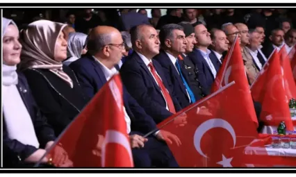 Elazığ Tek Yürek Oldu: Demokrasi Meydanı Doldu Taştı
