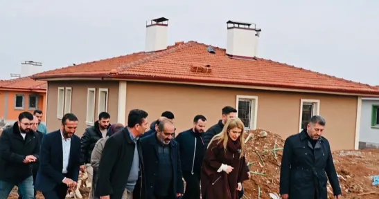 Ölmeztoprak: Kırsal Konutlar Ve Merkez Çarşıda Çalışmalar Son Aşamada