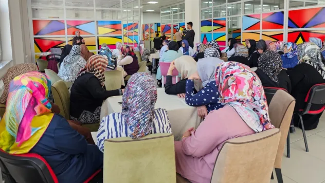 'Aile İçi İletişimin Çocuklar Üzerindeki Etkisi' Anlatıldı