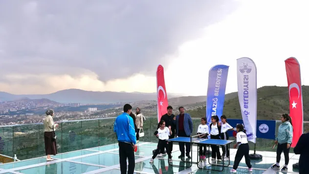 Harput'ta Masa Tenisi ve Bayram Coşkusu Bir Arada Yaşandı