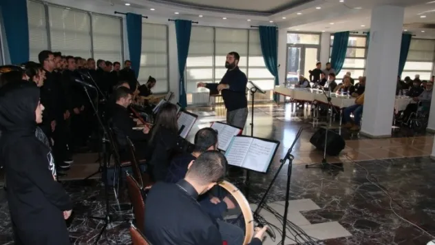 Huzurevi Sakinlerine Türk Halk Müziği Dinletisi