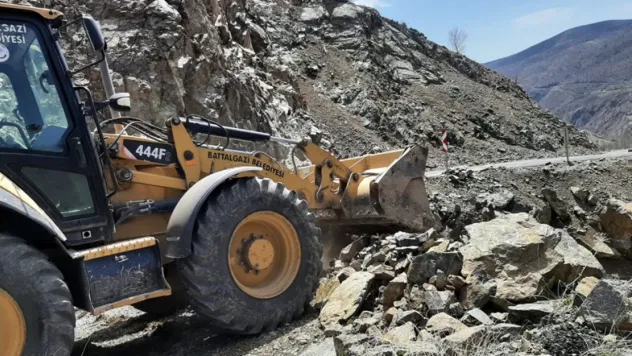Kırsal Mahallelerde Ulaşım Altyapısı Güçlendiriliyor