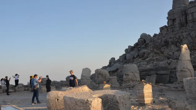 Kültürler Nemrut'ta Buluştu