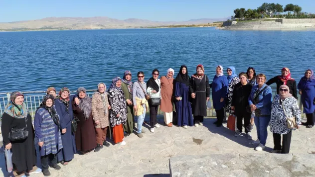 Malatya Kent Konseyi Kadın Meclisi Kırkgöz Sahil Park'ta Bir Araya Geldi