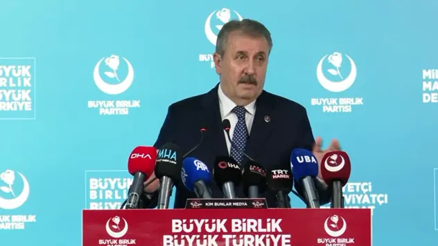 Mustafa Destici'den ''Kızılcık Şerbeti'' Dizisine Tepki