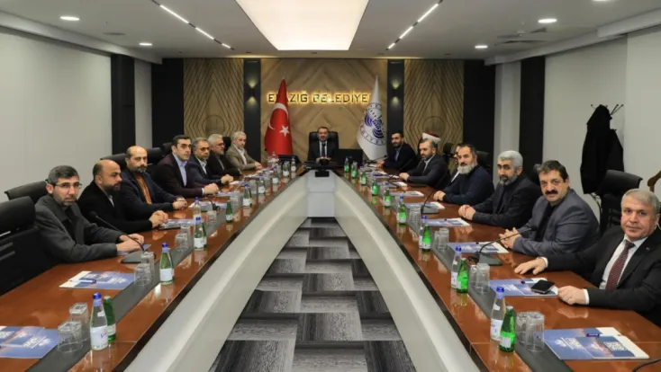 Başkan Şerifoğulları’ndan, Elazığ İle Han Yunus Arasına Gönül Köprüsü