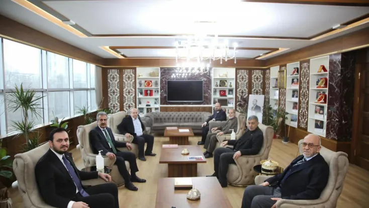 Dumandağ’dan, Başkan Selmanoğlu’na Hayırlı Olsun Ziyareti