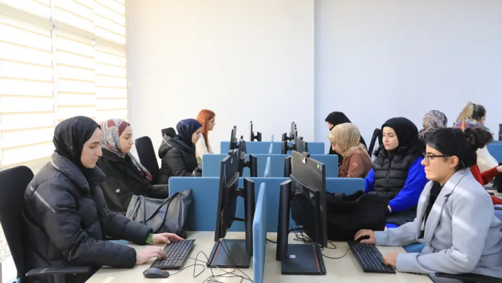 ELAZIĞ BELEDİYESİ DİJİTAL GENÇLİK MERKEZİ’NDE EĞİTİMLER SÜRÜYOR