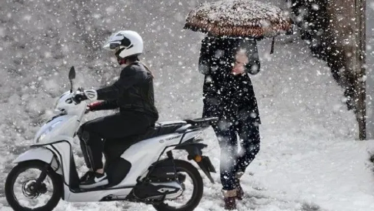 Elazığ’da Yoğun Kar Nedeniyle Motosiklet ve Motokurye Yasağı