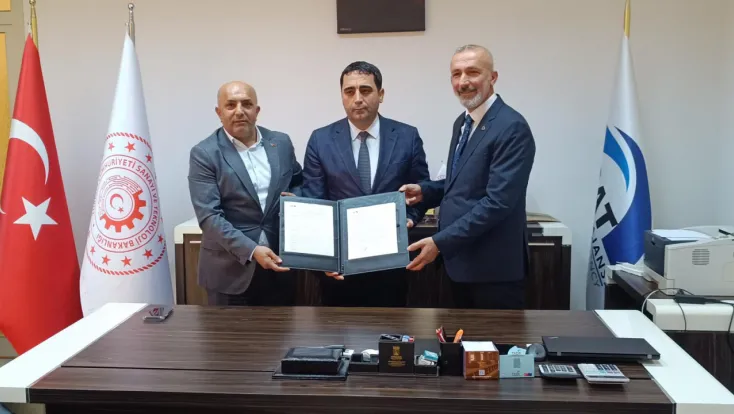 Elazığ Tuhafiyeciler ve Konfeksiyoncular Esnaf Odası’ndan 'E-Ticaret ve Markalaşma’ Projesi