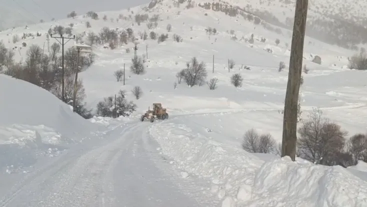 Malatya Büyükşehir Belediyesi Kar Mesaisine Devam Ediyor