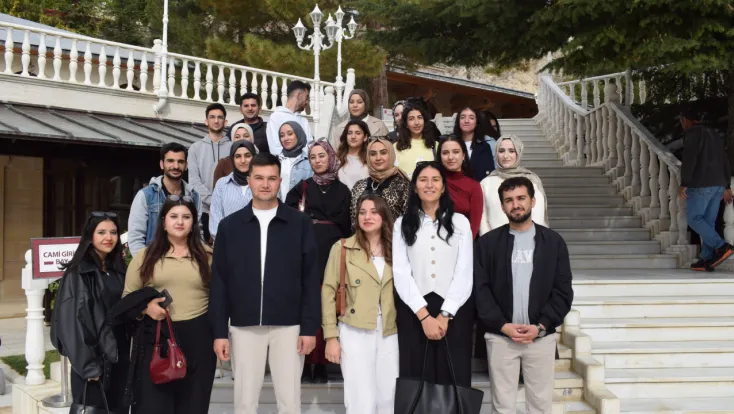 Malatya Kent Konseyi Gençlik Meclisinden Darende Gezisi