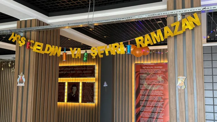 Okulda Ramazan Işıltısı: Ay ve Yıldızlarla Manevi Atmosfer