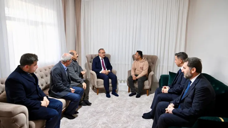 Vali Seddar Yavuz Darende’de Deprem Konutlarını Yerinde İnceledi