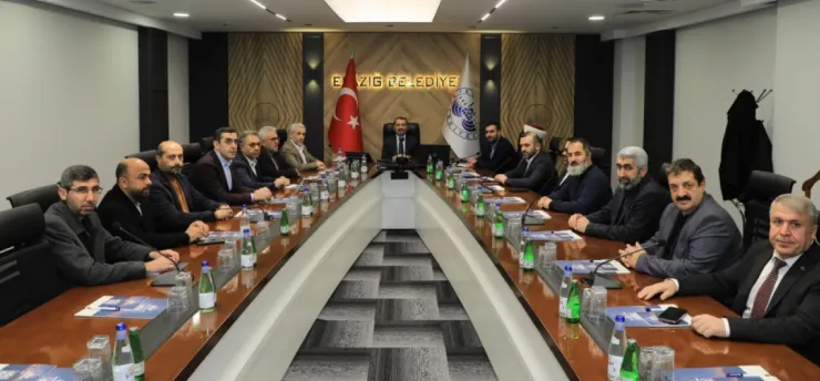 Başkan Şerifoğulları'ndan, Elazığ İle Han Yunus Arasına Gönül Köprüsü