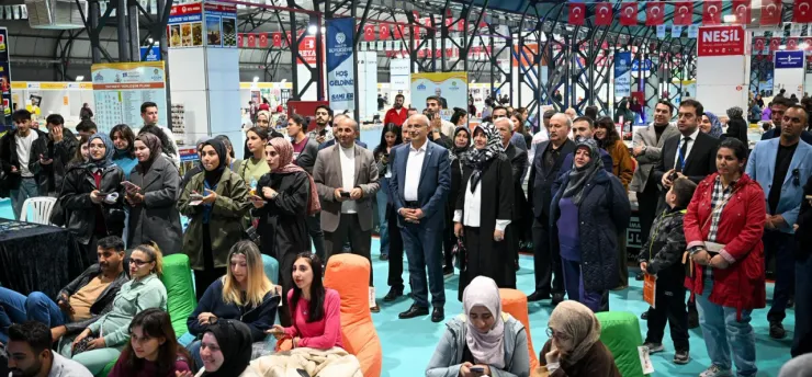Şair ve Yazarlardan 11. Malatya Anadolu Kitap Ve Kültür Fuarına Övğü