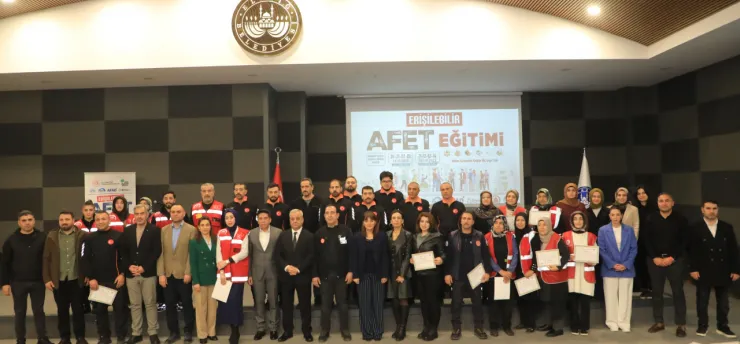 Tamamlanan 'Erişilebilir Afet Eğitimi Projesi'nin Söyleşi ve Sertifika Programı Yapıldı