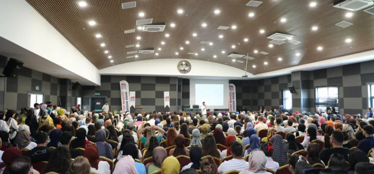 YAZAR TİRYAKİOĞLU, ÖĞRENCİLERLE BULUŞACAK