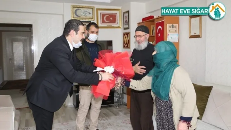 Elazığ Belediye Konservatuvar Şeflerinden Anneler Gününe Özel Ziyaret
