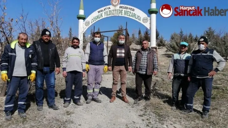 12 Mezarlıkta Bakım-Onarım, Budama, Genel Temizlik Yapıldı